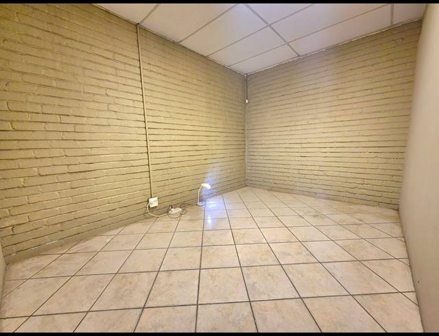45M² OFFICE TO LET IN DALVIEW
